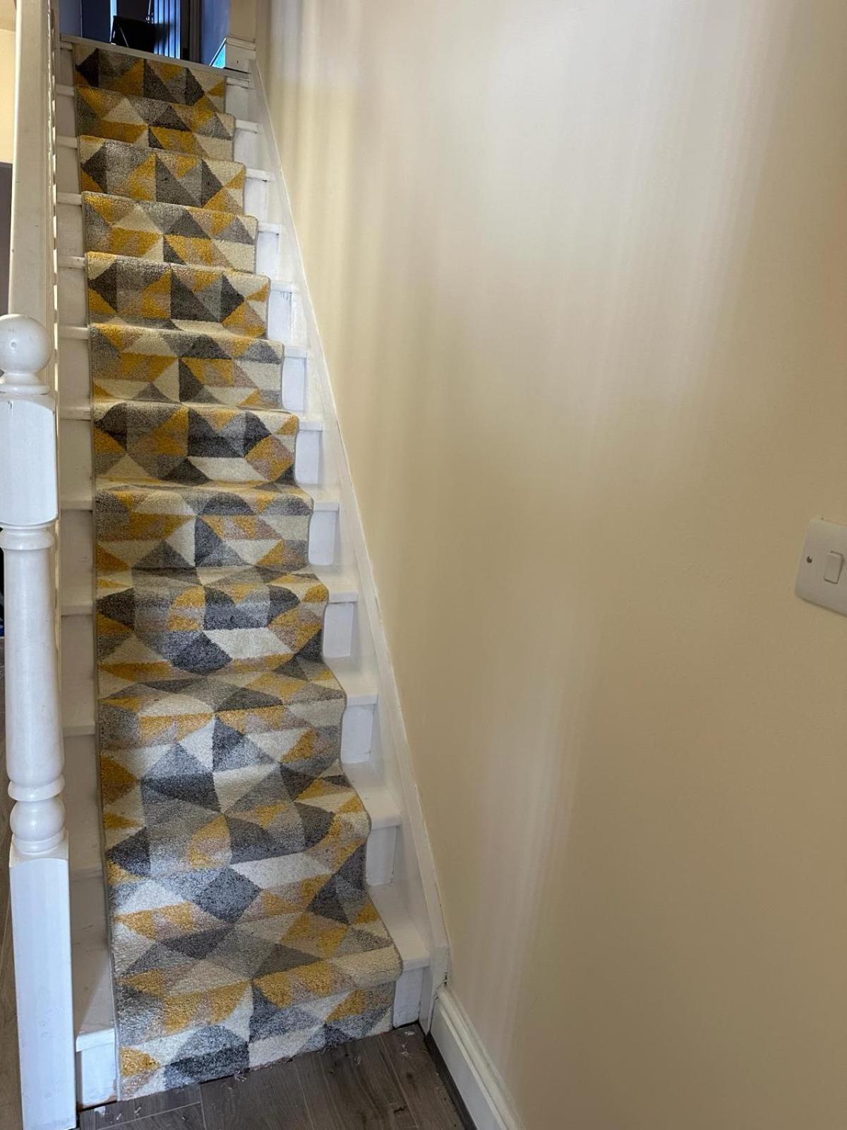 Elsaro Hotel Slough Bagian luar foto